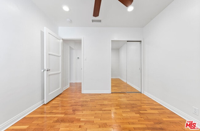 Building Photo - 4221 Stewart Ave