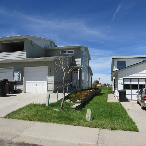 Exterior - 2130 Frances St