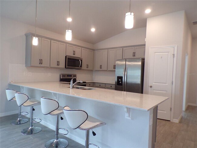 Building Photo - 25442 Colon Dr