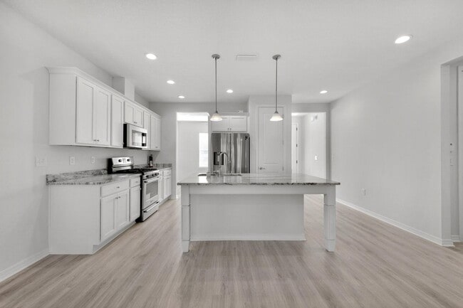 Building Photo - 303 Key Lime Pl