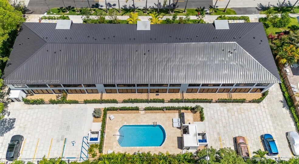 Building Photo - 204 Sunrise Dr