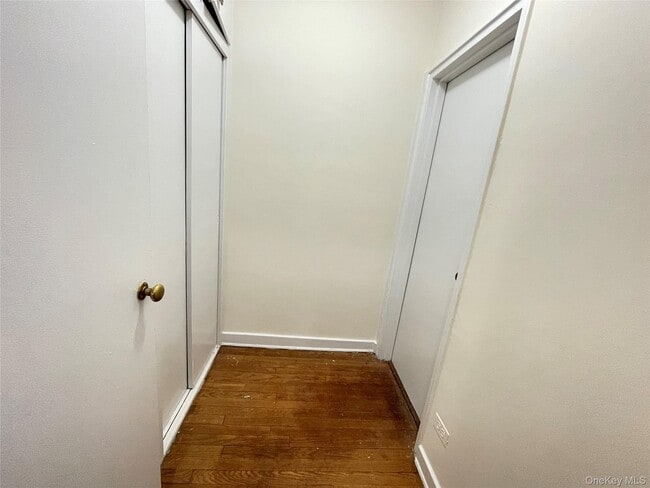 Building Photo - 17 Rockledge Rd