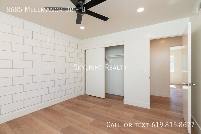 Building Photo - 8685 Mellmanor Dr