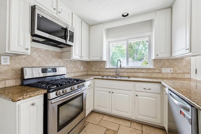 Building Photo - 5438 Pagewood Ln