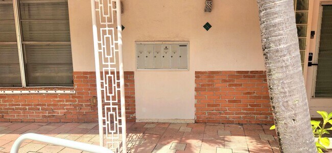 Building Photo - 143 Inlet Way