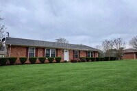 Building Photo - 408 Thorne St