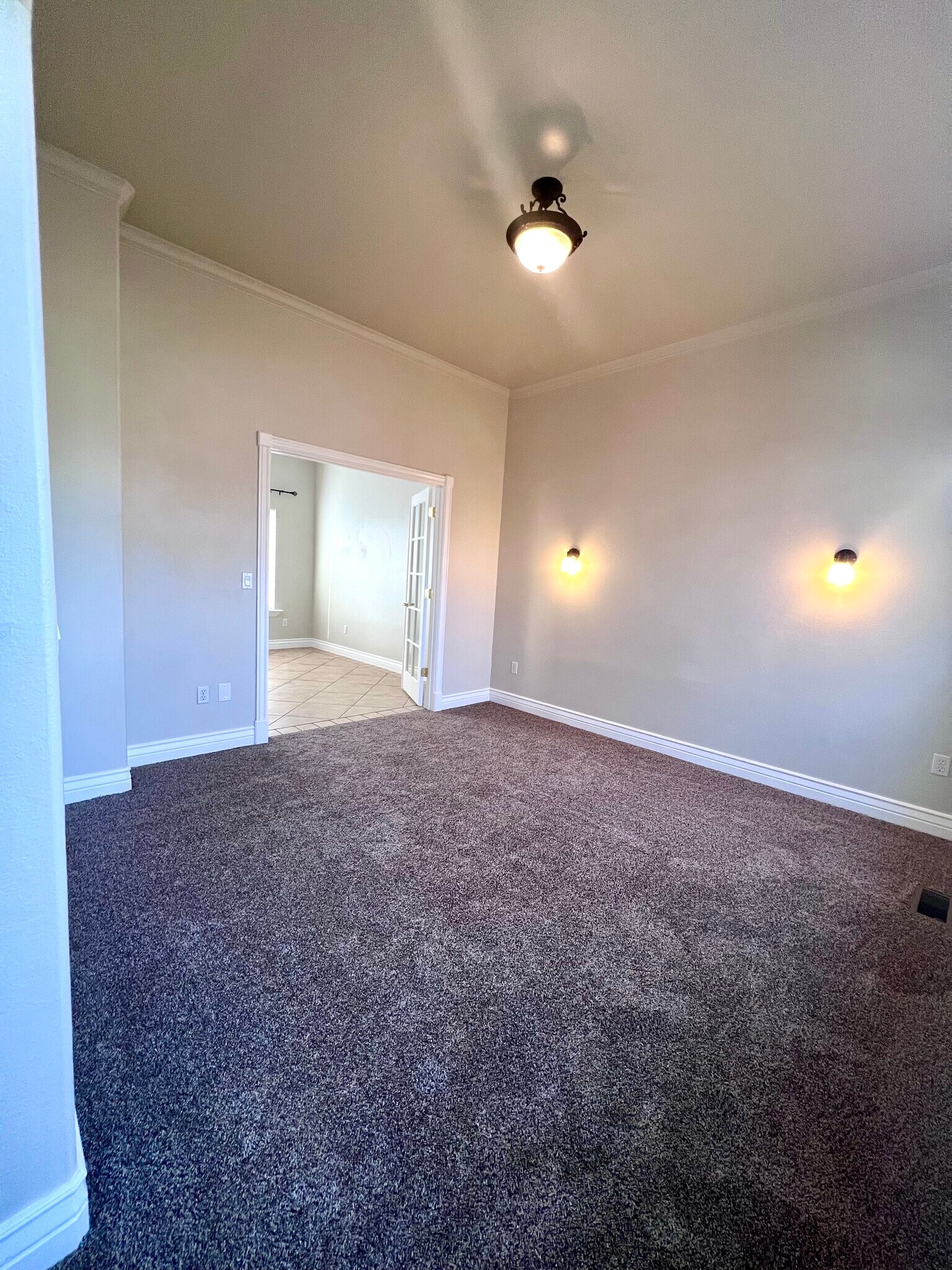 Building Photo - 2526 Dalton Dr