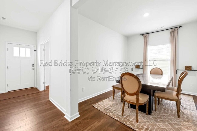 Building Photo - 10820 Tuff Ln