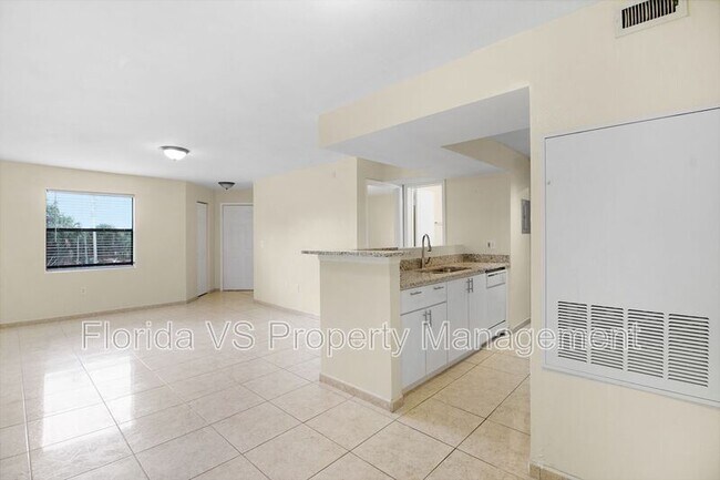 Building Photo - 3036 Parkway Blvd