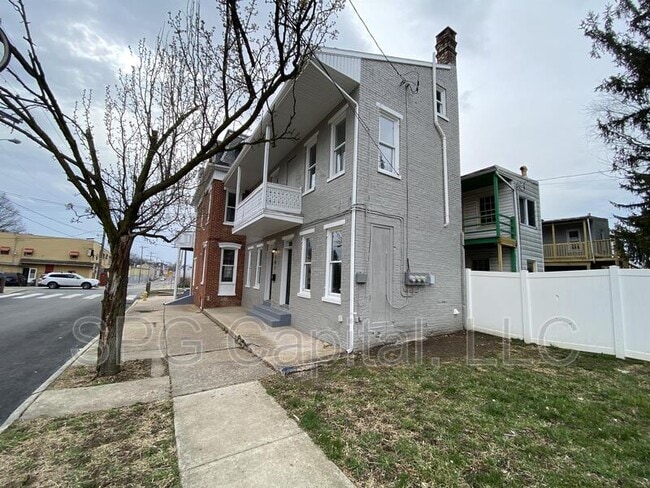 Building Photo - 201 N Broad St