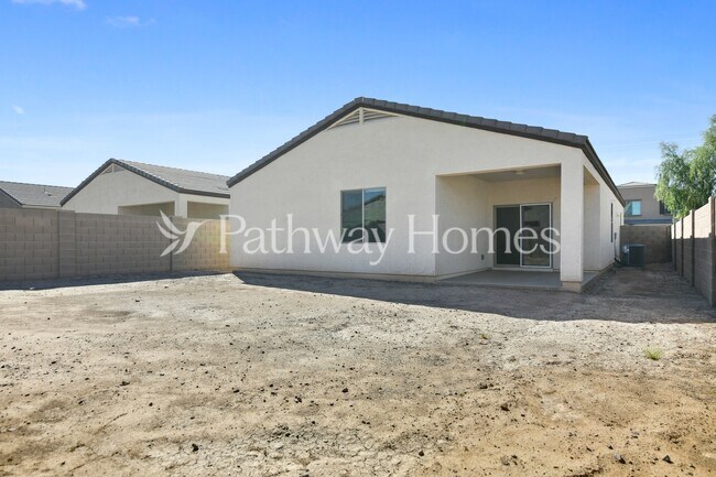 Building Photo - 8216 W Pueblo Ave