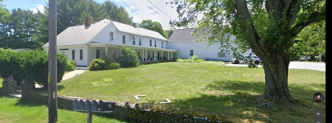 Building Photo - 81 Oak St