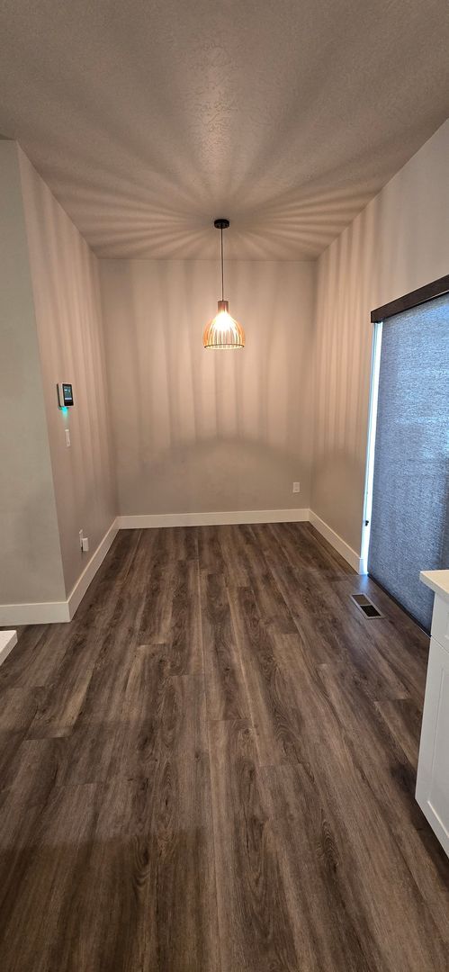 Building Photo - Come check out this beautiful 3 story town...