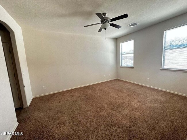 Building Photo - 5017 Lone Cactus Ct