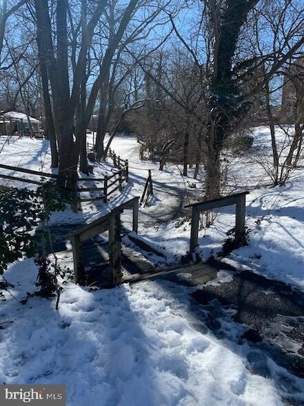 Building Photo - 4120 Vanderbilt Ct