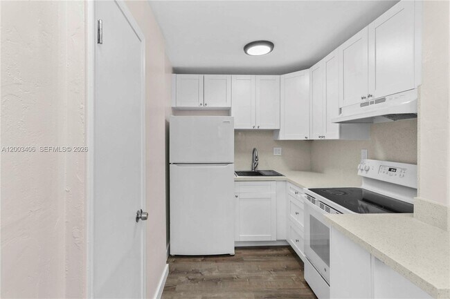 Building Photo - 8701 SW 141st St