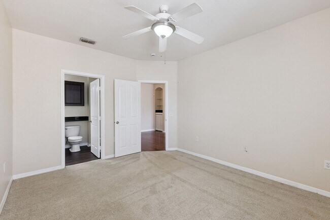 Building Photo - 1460 Lake Shadow Cir