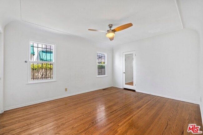 Building Photo - 133 N Alta Vista Blvd