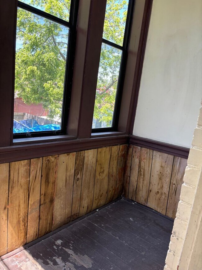 Building Photo - 4531 Louisiana Ave