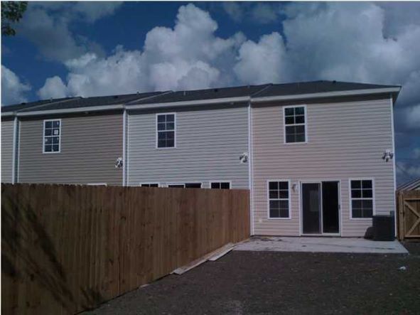 Back view - 1534 Montagne St