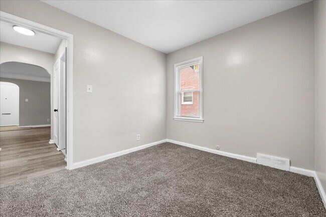 Building Photo - 16283 Carlisle St