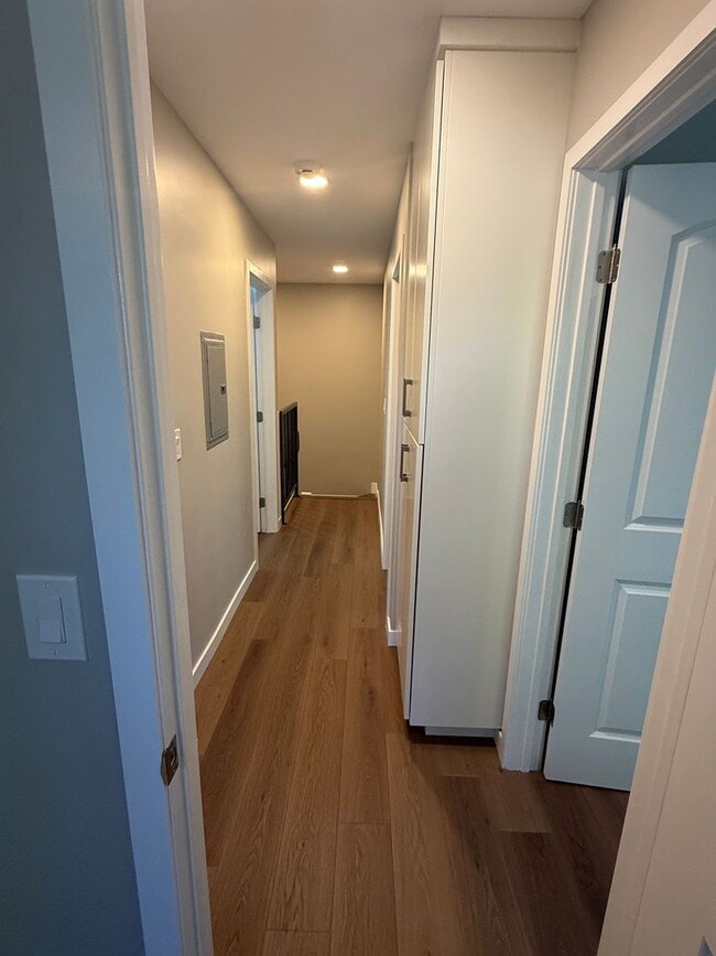 Building Photo - Capitola Knolls, Remodeled 3bd. 1.5ba two-level townhome