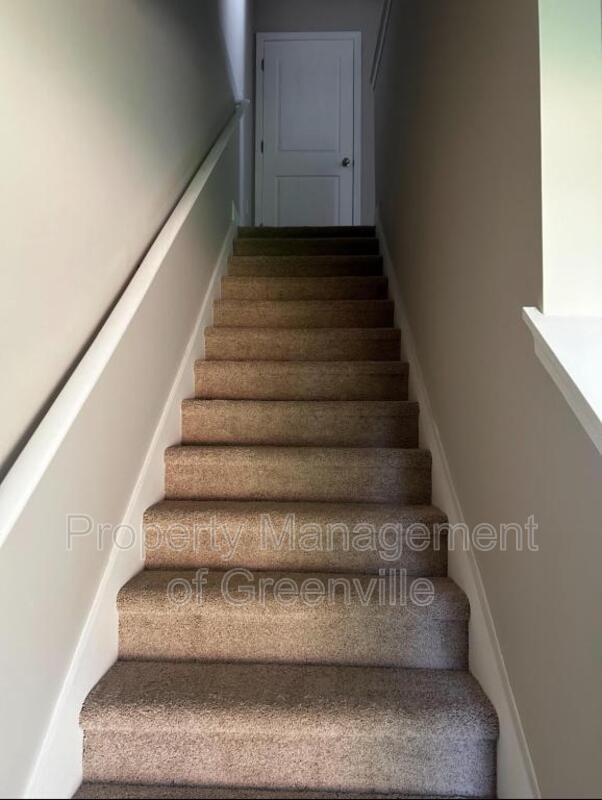 Building Photo - 227 E Church St