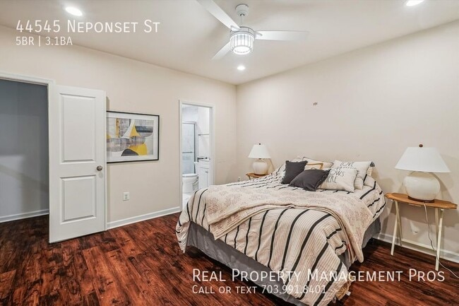 Building Photo - 44545 Neponset St