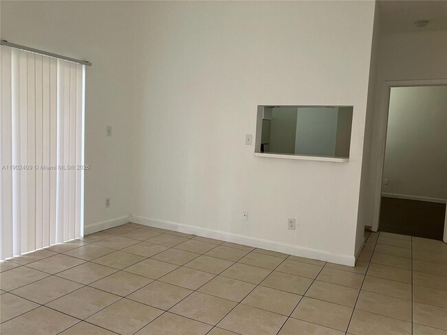 Building Photo - 601 Cypress Lake Blvd