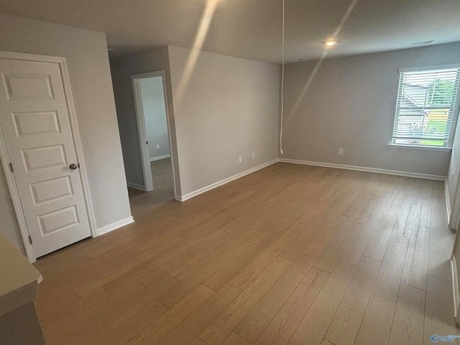 Building Photo - 15416 GRAYSON CIR
