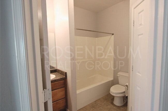 Building Photo - 15237 S Moon Valley Rd