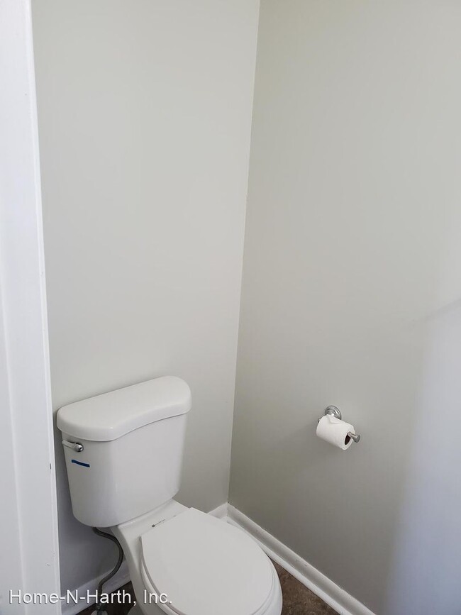 Building Photo - 3 br, 1.5 bath House - 8108 E Indianapolis