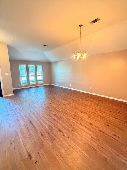 Building Photo - 4817 Falcon Forest Dr