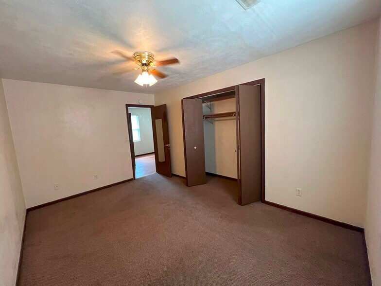 Building Photo - 343 N Glenwood Ave