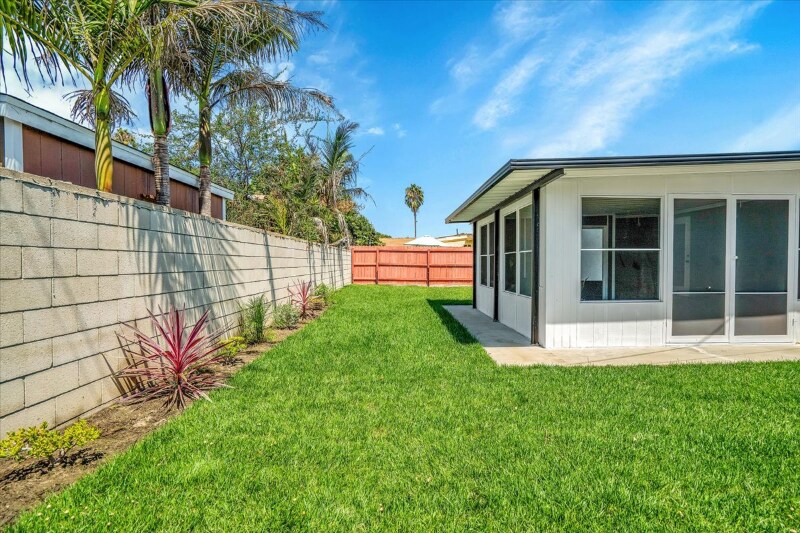 Building Photo - 1007 N Mohawk Ave