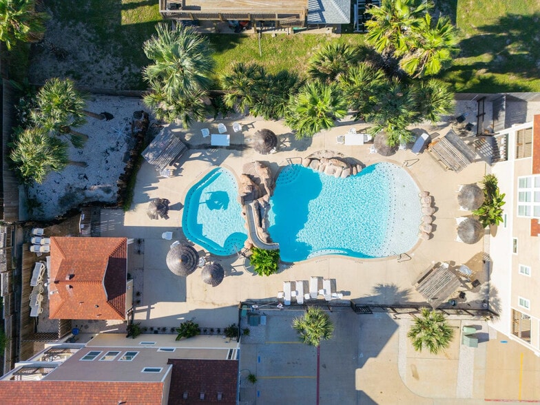 Building Photo - 1813 Eleventh Street-SI ID1325620P