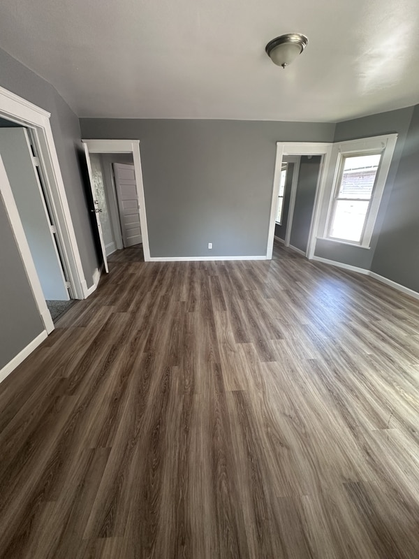 Building Photo - 3414 Daisy Ave