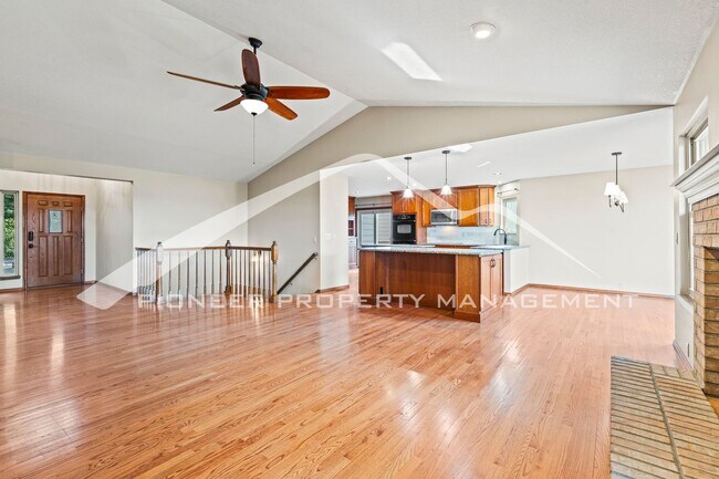 Building Photo - 5 bed/3 bath Main-Level Living with Design...