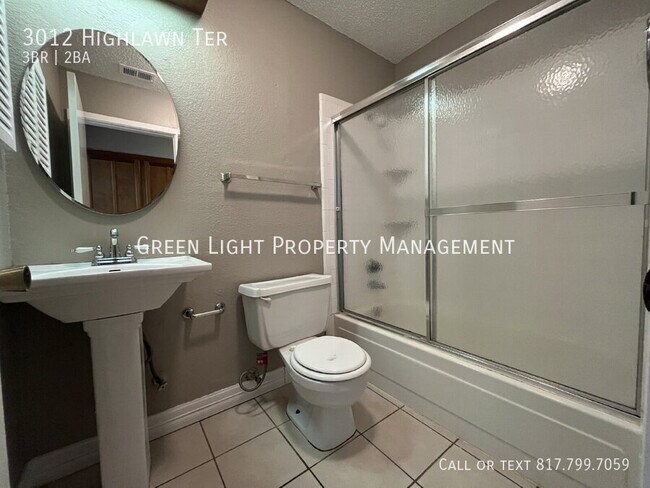 Building Photo - 3012 Highlawn Terrace