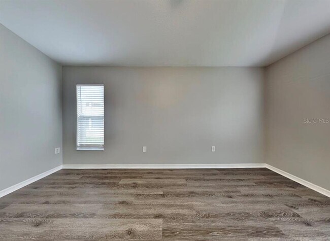 Building Photo - 1629 Maximilian Dr