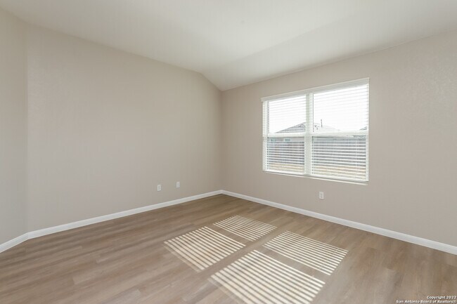 Building Photo - 31537 Acacia Vis
