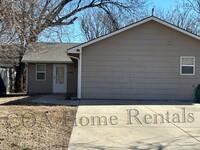 Building Photo - North East Duplex