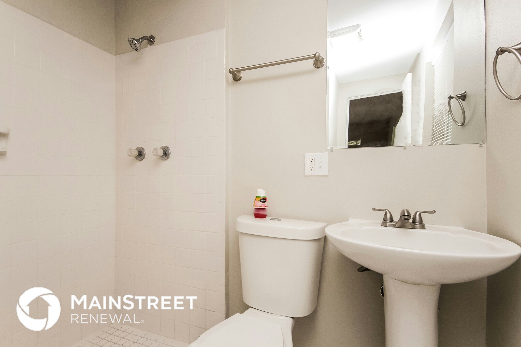 Building Photo - 4300 Devonshire Ln