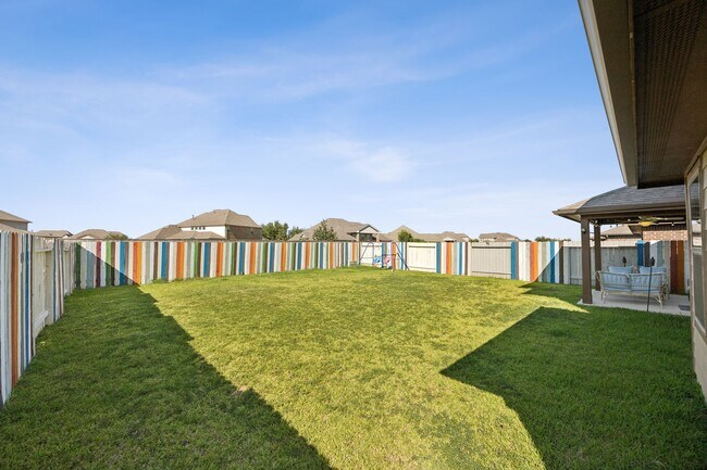 Building Photo - 21030 Albany Landing Ln