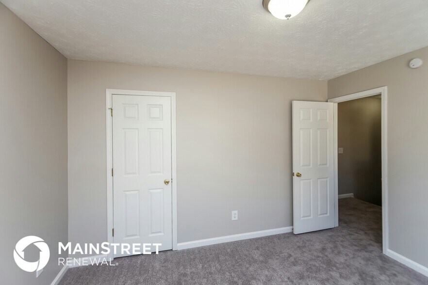 Building Photo - 1631 Sparrow Wood Ln SW