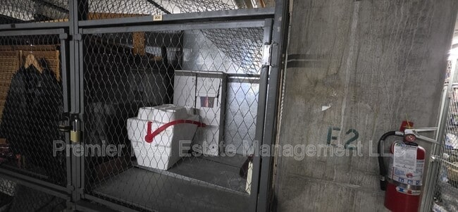 Building Photo - 1625 Larimer St