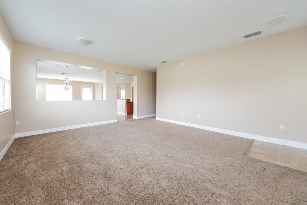 Building Photo - 2057 Bearing Ln