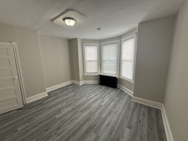 Building Photo - 5734 Vandike St