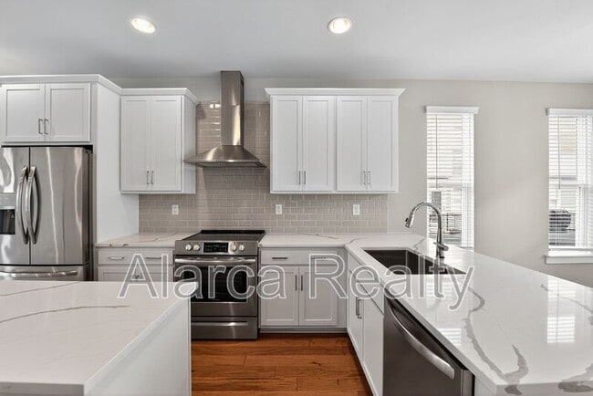 Building Photo - 2123 Bryant Park Dr