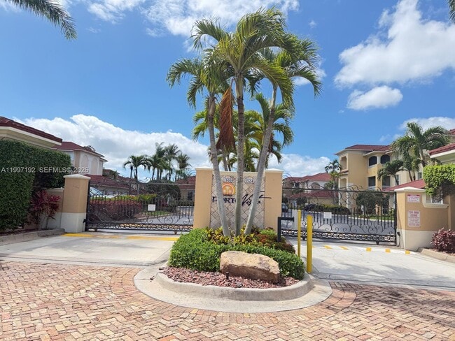 Building Photo - 1522 SW 50th St